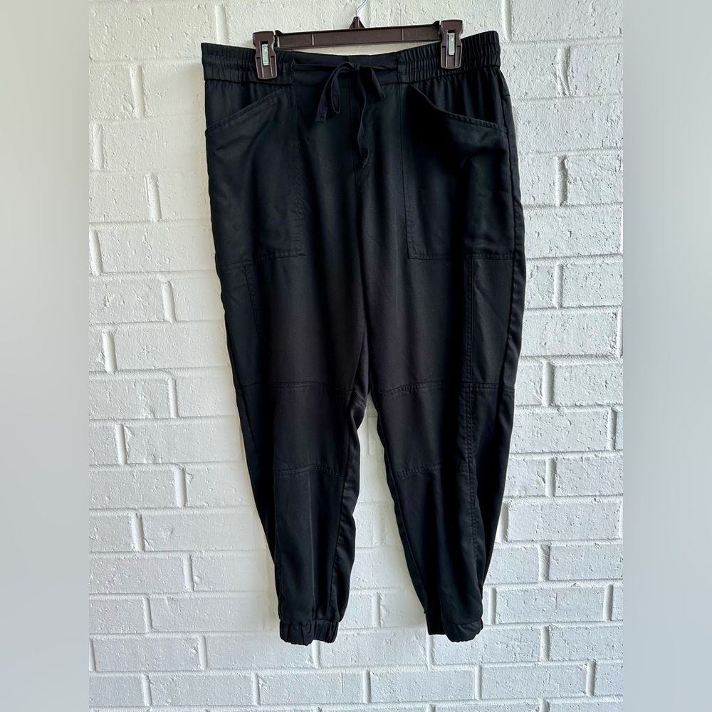 Premise Black Casual Pants; Tapered Fit Drawstring Waist, Elastic Ankles Size L
